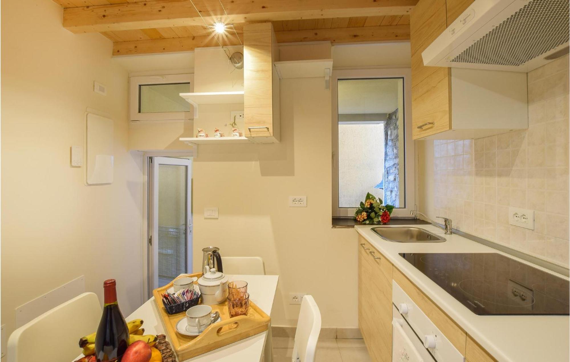 Stunning Apartment In Monte Isola With Kitchen Ngoại thất bức ảnh